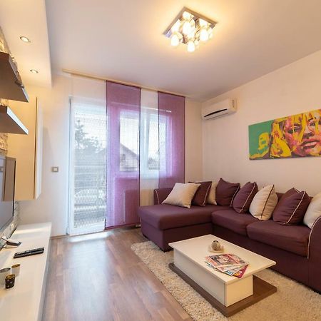 Vf Kragujevac Apartments ภายนอก รูปภาพ