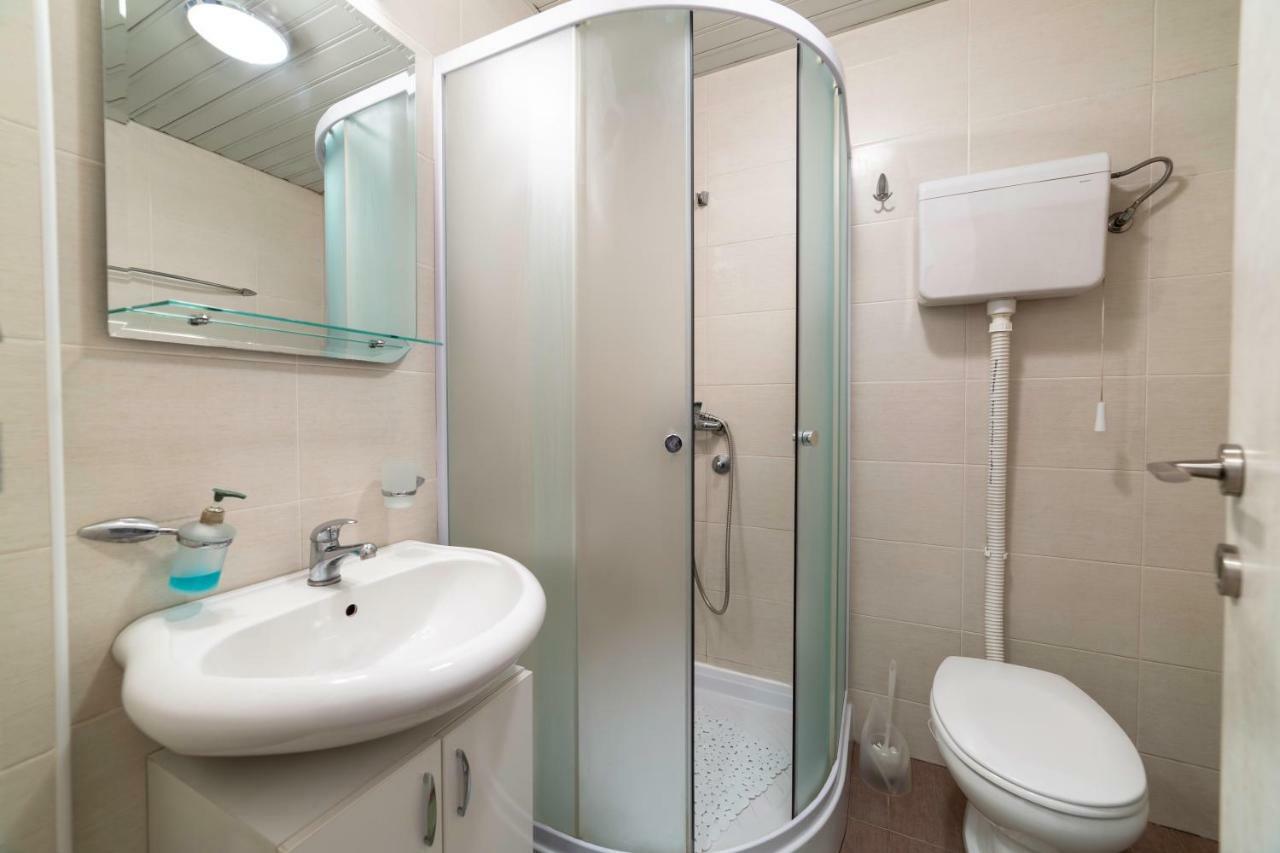 Vf Kragujevac Apartments ภายนอก รูปภาพ